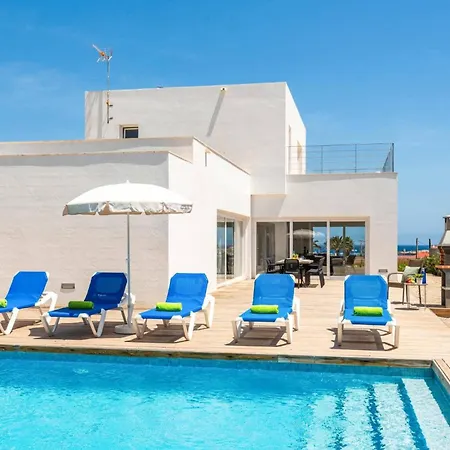 Carmela By 나 마카렛